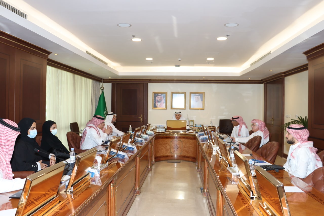 وزير البيئة والمياه والزراعة يرأس الاجتماع التاسع لمجلس إدارة صندوق البيئة